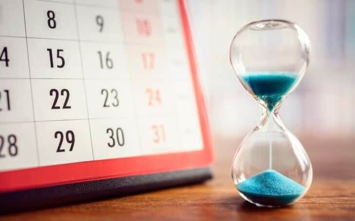 hourglass and calendar